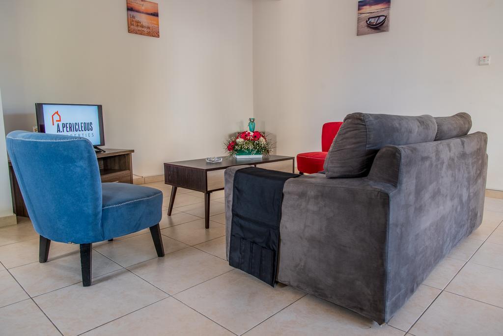 Diana Apartment Paphos Esterno foto