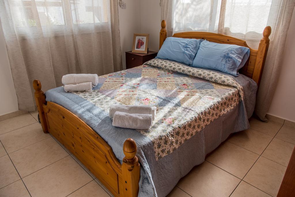 Diana Apartment Paphos Esterno foto